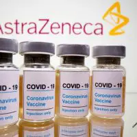 Ιωαννίδης: Υπάρχει πρόβλημα με το εμβόλιο της AstraZeneca