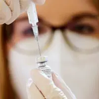 Για ποιους κλάδους εργαζομένων «κληρώνει» υποχρεωτικός εμβολιασμός
