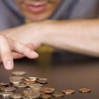 Αυξήθηκε ο κατώτατος μισθός στην ΕΕ-Στην Ελλάδα είναι κάτω από το όριο της φτώχειας - Eordaialive.com