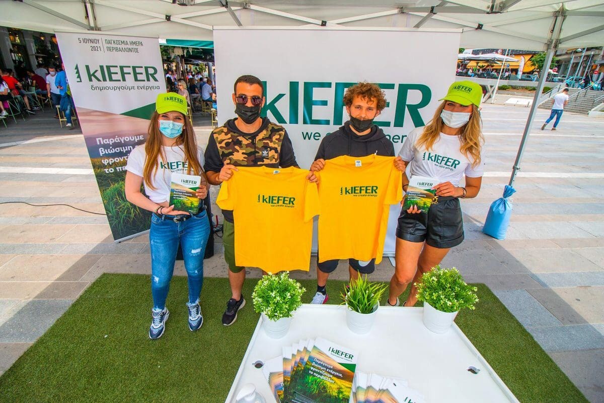 Γιόρτασαν την παγκόσμια ημέρα περιβάλλοντος οι παίκτες του ΦΣ Κοζάνης στο περίπτερο της kIEFER