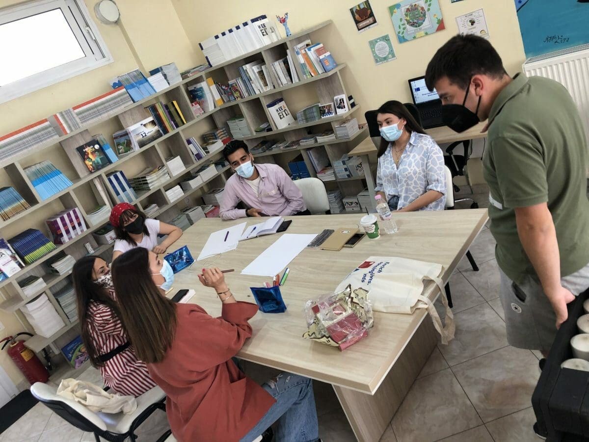 1η Συνάντηση Εργασίας του Σχεδίου «Οι Νέοι στις Περιφέρειες της Ευρώπης - Μεταλιγνιτική Εποχή και Ανάπτυξη - Διάλογος, Καινοτομία και Δράσεις» - Eordaialive.com
