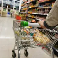 Σούπερ μάρκετ: Έρχονται αυξήσεις σε τρόφιμα και βασικά αγαθά