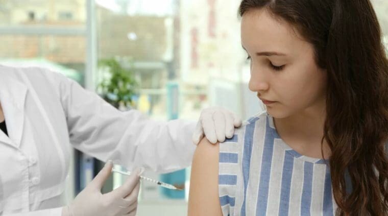Εμβολιασμός παιδιών 12-15 ετών: Δεν είπε κανείς ότι θα γίνει υποχρεωτικός, λέει ο Σκουτέλης