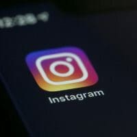 Instagram: Το νέο εργαλείο που βάζει "κόφτη" σε σχόλια