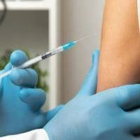 Εμβολιασμός κατ’ οίκον: Διαθέσιμη από σήμερα η πλατφόρμα – Ποιους αφορά