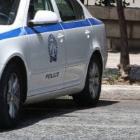 Άγριο έγκλημα στη Θεσσαλονίκη - Έσφαξε τη σύντροφό του μέσα στο διαμέρισμά της