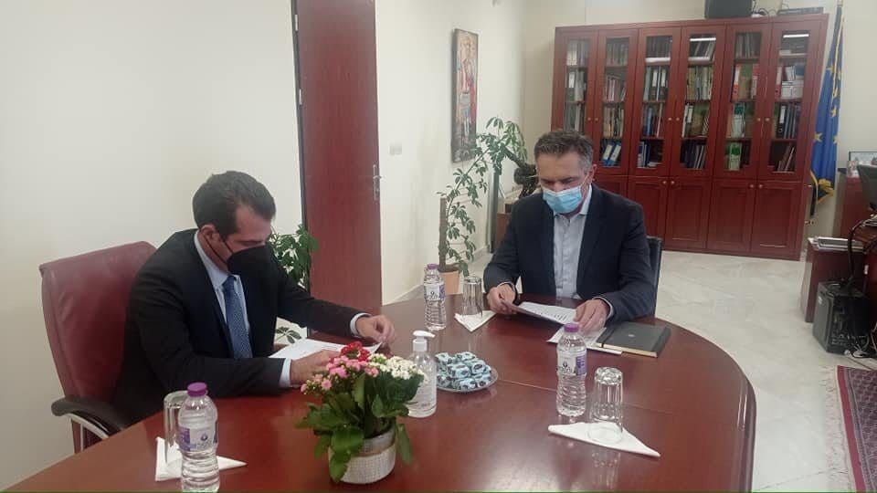 Ευρεία Σύσκεψη για την πορεία της Πανδημίας και την αντιμετώπισή της στην Περιφέρεια Δυτικής Μακεδονίας, παρουσία του Υπουργού Υγείας Θάνου Πλεύρη.