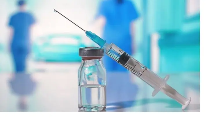 Υποχρεωτικός εμβολιασμός : Για ποιους υγειονομικούς παίρνει παράταση - Τι είπε ο Γιαννακός