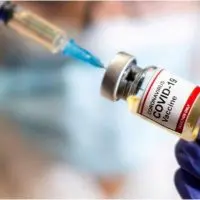 Εμβόλιο: Ανοίγει η πλατφόρμα για την τρίτη δόση στους άνω των 60 ετών