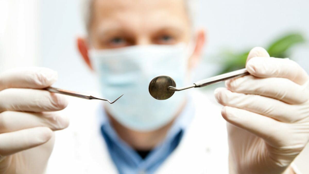 Οδοντιατρεία: Rapid test για εμβολιασμένους -Αρνητικό μοριακό για τους ανεμβολίαστους