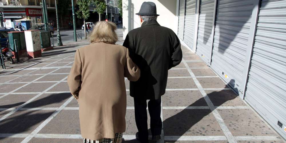 Ασφαλιστικό: Οι αλλαγές το 2022 οδηγούν σε… πρόωρη συνταξιοδότηση