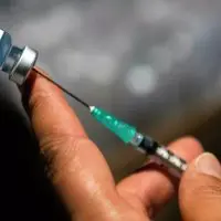 Τρίτη δόση εμβολίου για όλους ίσως και πριν το τέλος του 2021