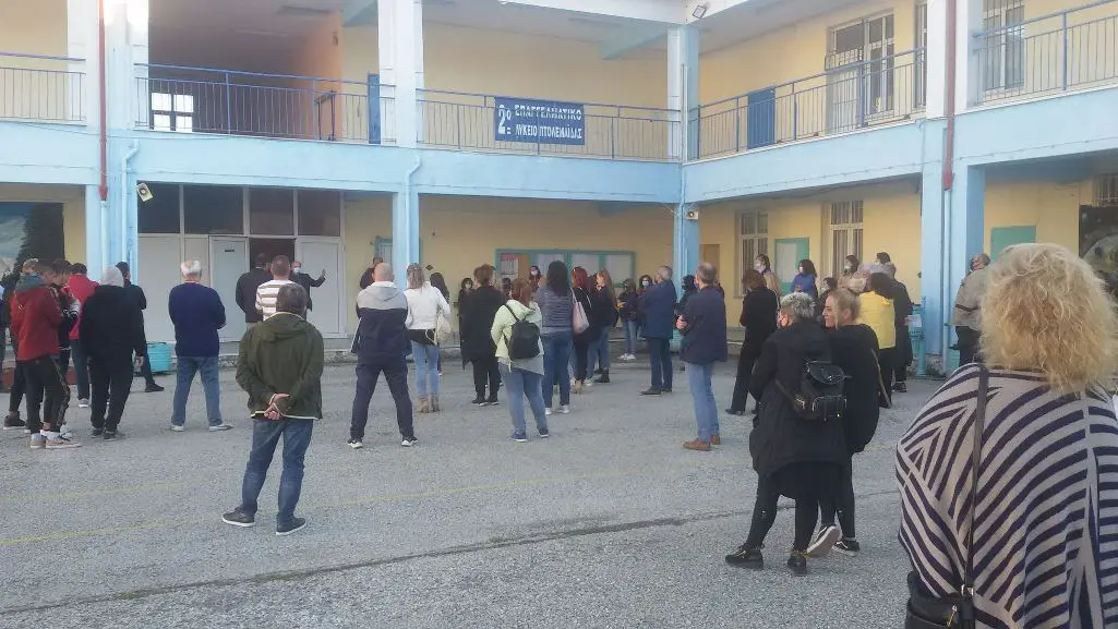 Πτολεμαΐδα: Συνεχίζεται η κατάληψη στο 2ο ΕΠΑΛ- Πρωτοβουλία για να λειτουργήσει κανονικά το Σχολείο