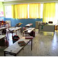 Λαμία: Δάσκαλος πλάκωσε στο ξύλο πατέρα μαθητή μέσα στο σχολείο