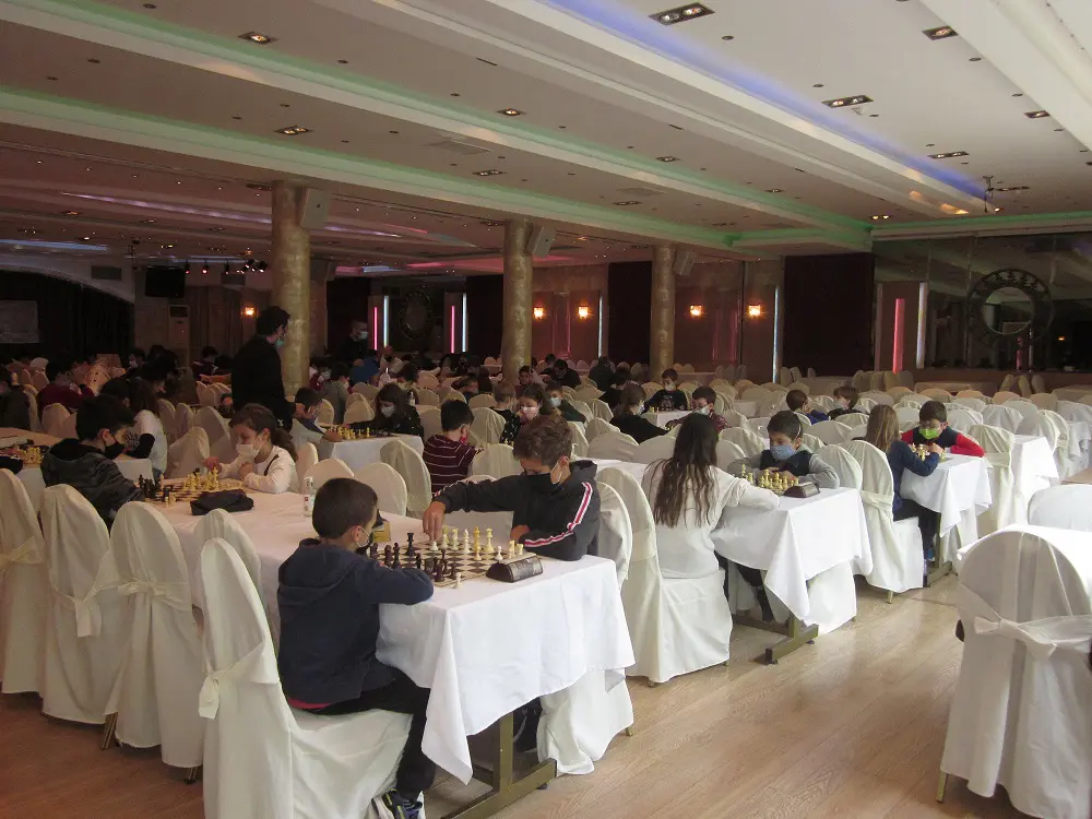 Μεγάλη συμμετοχή σκακιστών , από την Κεντροδυτική Μακεδονία  Σκακιστικοί  αγώνες  δια ζώσης , μετά από  2 χρόνια, στην  Πτολεμαϊδα