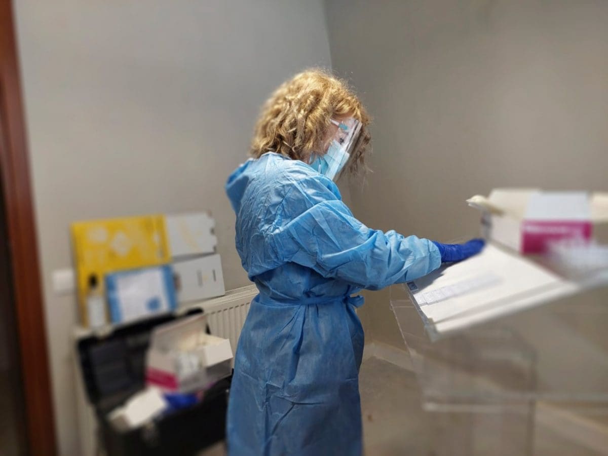 Δήμος Κοζάνης: Τι έδειξαν τα rapid tests στην κεντρική πλατεία - Eordaialive.com