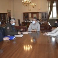 Δήμος Κοζάνης: Υπογραφή σύμβασης για εργασίες διαμόρφωσης των κοιμητηρίων Ρυμνίου