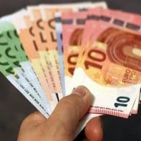 Έκτακτο δώρο Πάσχα: Ποια είναι τα κριτήρια στους συνταξιούχους για το επίδομα 250 ευρώ - Eordaialive.com
