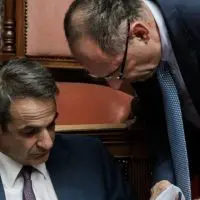 Συνελήφθη ψευδόμενος ο Γεραπετρίτης: Ο Φουρθιώτης δημοσιεύει «θερμό» SMS του υπουργού!