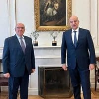 Συνάντηση εργασίας του Υφυπουργού Μεταφορών Μιχάλη Παπαδόπουλου με τον Υπουργό Εξωτερικών Νίκο Δένδια - Eordaialive.com