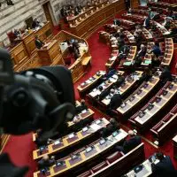 Βουλή: Συγκρούσεις βουλευτών για τη λίστα «Πέτσα»