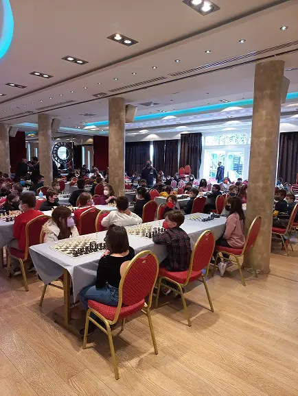 Eordaialive.com - Τα Νέα της Πτολεμαΐδας, Εορδαίας, Κοζάνης Με επιτυχία και μεγάλη συμμετοχή μαθητών-τριων διεξήχθη το 14ο Ατομικό Πρωτάθλημα Σκάκι Μαθητών-Μαθητριών Κεντροδυτικής Μακεδονίας