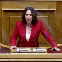 «Καλλιόπη Βέττα - Ομιλία στην Βουλή: Οι άνεργοι, σύμφωνα με την κυβέρνηση, είναι υπεύθυνοι για την ανεργία τους και πρέπει να τιμωρηθούν»