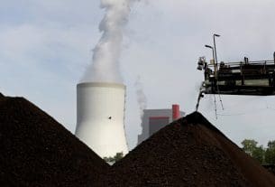 Η Πολωνία αναζητά συμμάχους για τον περιορισμό των τιμών άνθρακα