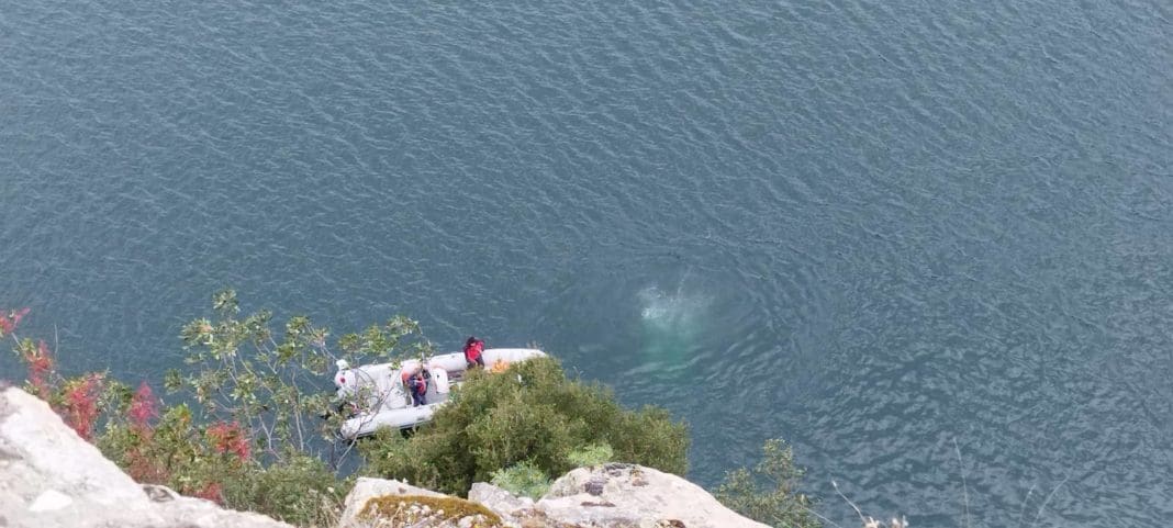 Κοζάνη: Στον αγνοούμενο ψαρά ανήκει το αυτοκίνητο που βρέθηκε στη λίμνη του Πολυφύτου