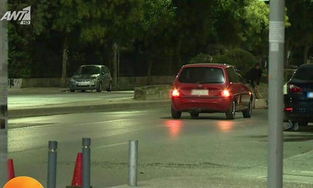 Θεσσαλονίκη: Αυτοκίνητο παρέσυρε γυναίκα σε ζωντανή μετάδοση – «Πάγωσαν» Παπαδάκης, Αναστασοπούλου