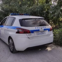 Καστοριά: Επικήρυξαν με 1.000 ευρώ τον άγνωστο που σκότωσε βάναυσα δύο μικρά σκυλιά
