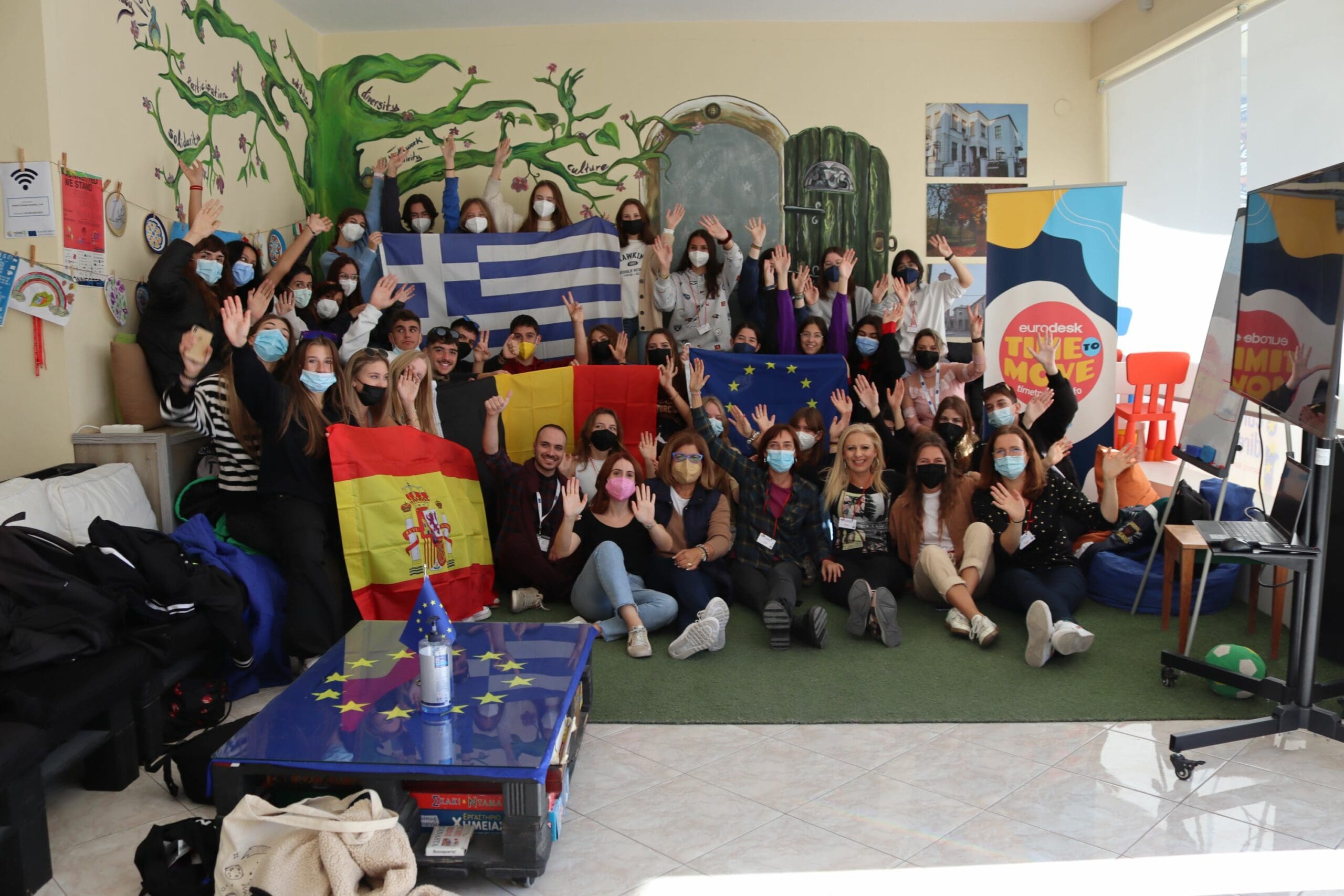 Eordaialive.com - Τα Νέα της Πτολεμαΐδας, Εορδαίας, Κοζάνης Εκπαιδευτική επίσκεψη του 5ου ΓΕΛ Βέροιας και μαθητών από Ισπανία και Βέλγιο στο ED Δυτικής Μακεδονίας, συμμετέχοντας σε Erasmus+ πρόγραμμα