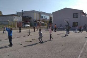 Πτολεμαΐδα: Μαθαίνοντας για το τένις στο 7ο Δημοτικό Σχολείο