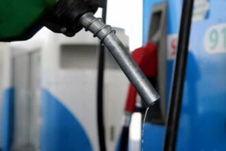 Καύσιμα: Έρχεται νέα πτώση στις τιμές – Πού θα «πάει» η τιμή της αμόλυβδης και του πετρελαίου κίνησης και θέρμανσης