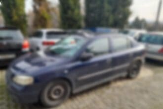 Συνελήφθη 28χρονος αλλοδαπός σε περιοχή της Κοζάνης, ο οποίος μετέφερε παράνομα με  Ι.Χ.Ε. αυτοκίνητο -6- αλλοδαπούς
