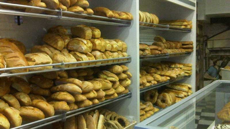 Προμηθευτείτε ψωμί την περίοδο των γιορτών - Πρόγραμμα σωματείου αρτοποιών Πτολεμαΐδας
