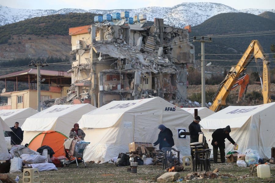 Σεισμός Τουρκία: Στο μέγεθος της Ελλάδας η περιοχή που καταστράφηκε, «οι νεκροί θα ξεπεράσουν τους 50.000» λέει ο Λέκκας