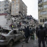 Συγκέντρωση ανθρωπιστικής βοήθειας για τους σεισμόπληκτους σε Τουρκία – Συρία από την Περιφερειακή Ενότητα Κοζάνης