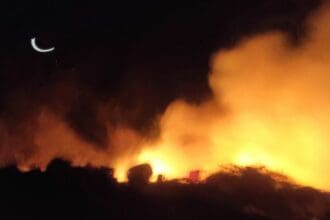 Eορδαία 2023 : Δε πτοήθηκαν από την πυρκαγιά στο Μεσόβουνο! Ασυνείδειτοι συνεχίζουν να πετούν τα απορίματα τους!(φωτογραφίες)