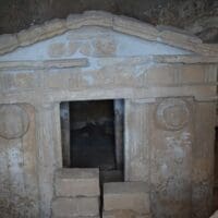 Aνοιχτός και επισκέψιμος ο Μακεδονικός Τάφος Σπηλιάς Εορδαίας, αύριο Σάββατο 29 Απριλίου