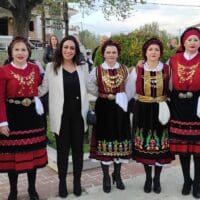 Έφη Μιχελάκη από Τρανόβαλτο: «Τα έθιμα μας αποτελούν μέρος της πολιτιστικής μας κληρονομιάς και μαζί με τους καλλιτέχνες που συμμετέχουν στην διοργάνωση τους πρέπει να προστατεύονται»