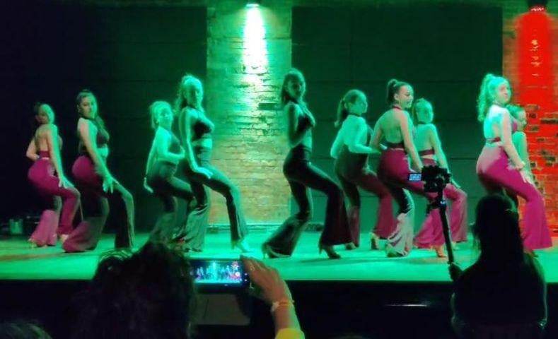 Eordaialive.com - Τα Νέα της Πτολεμαΐδας, Εορδαίας, Κοζάνης Με μεγάλη επιτυχία έκλεισε η συμμετοχή του ΄΄alma libre dance club΄΄της Πτολεμαΐδας, στο μεγάλο χορευτικό φεστιβάλ της Θεσσαλονίκης ''sensualonika dance festival''