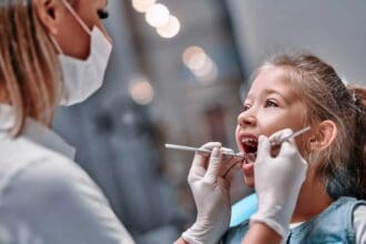 Dentist Pass: Πώς θα εξασφαλίσετε δωρεάν από το κράτος 40 ευρώ για τον οδοντίατρο του παιδιού