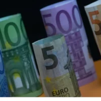 «Κρυφές» έξτρα αυξήσεις σε χιλιάδες συνταξιούχους και επίδομα έως 300 ευρώ