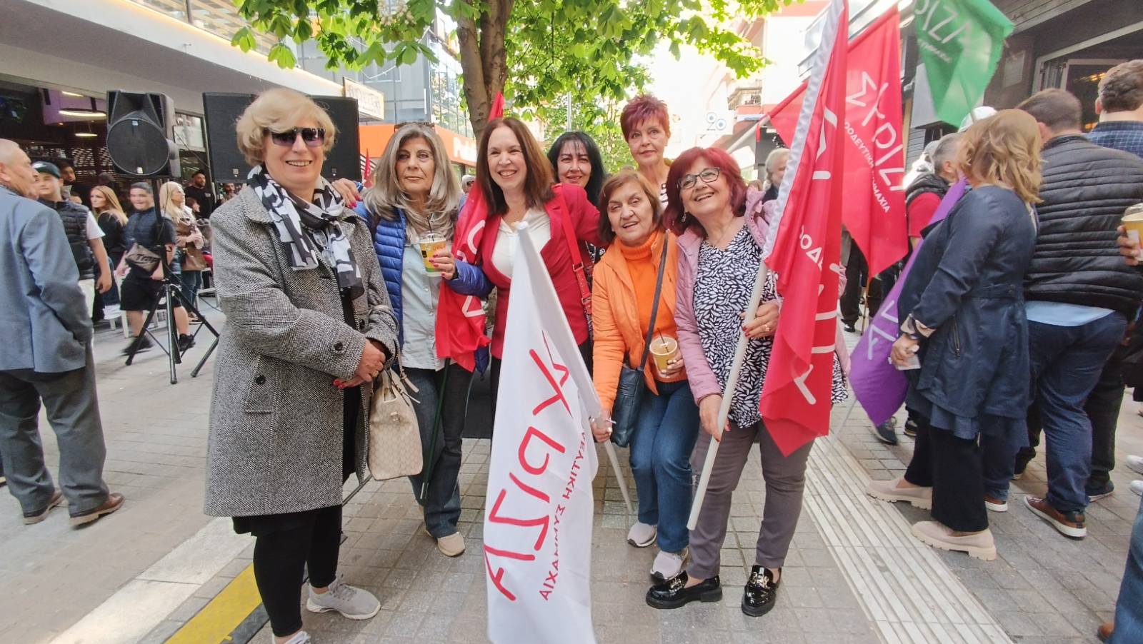 Eordaialive.com - Τα Νέα της Πτολεμαΐδας, Εορδαίας, Κοζάνης «Καλλιόπη Βέττα: H μεγάλη συγκέντρωση του Αλέξη Τσίπρα στην Κοζάνη έδειξε τον δρόμο για την πολιτική αλλαγή και το μέλλον της Δυτικής Μακεδονίας- Προεκλογικές περιοδείες και συναντήσεις»