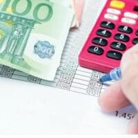 Τελευταία ευκαιρία για «κούρεμα» του ΕΝΦΙΑ – Τι ισχύει όταν η μείωση ξεπερνά τα 300 ευρώ