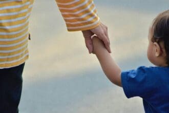 ΟΠΕΚΑ : Έως τις 7 Ιουλίου οι αιτήσεις για το επίδομα παιδιού – Πότε θα πληρωθεί η επόμενη δόση