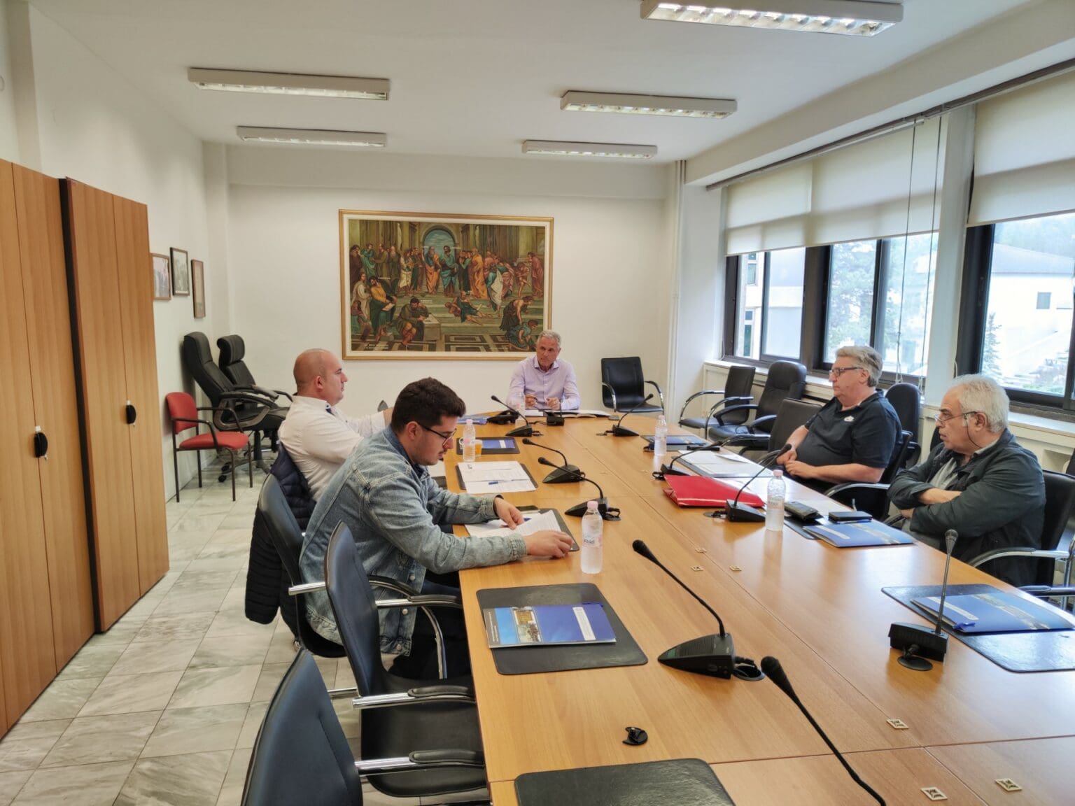 Συνεδρίαση της Ομάδας εργασίας για τη διεκδίκηση αποζημιώσεων από την απαγόρευση διέλευσης οχημάτων από την υψηλή Γέφυρα Σερβίων