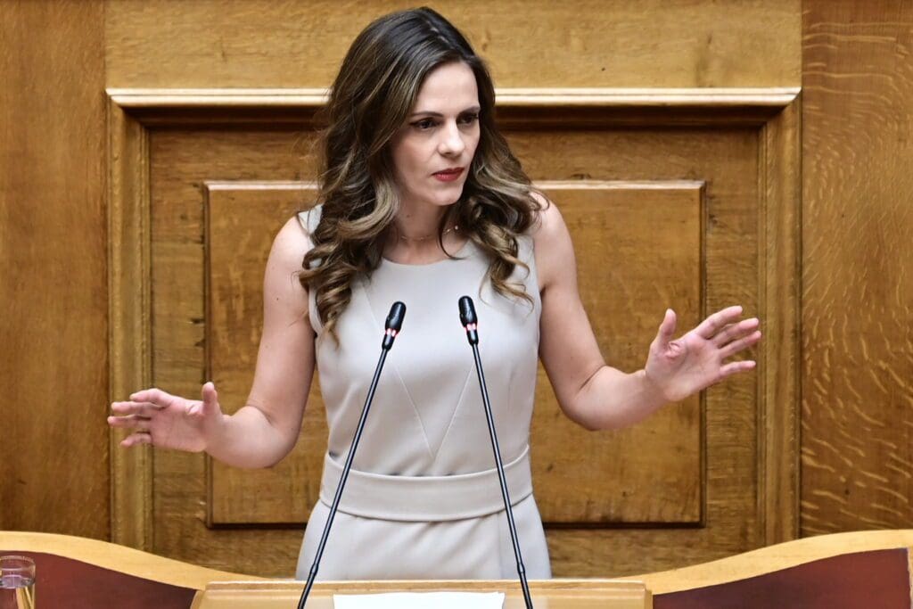 Αχτσιόγλου: Αύριο ανακοινώνει την υποψήφιοτητά της για την ηγεσία του ΣΥΡΙΖΑ