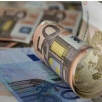 «Τελευταία ευκαιρία» για ρύθμιση χρεών σε 36 έως 120 δόσεις – Πώς μπορούν να γλιτώσουν από κατασχέσεις και πλειστηριασμούς όσοι χρωστούν